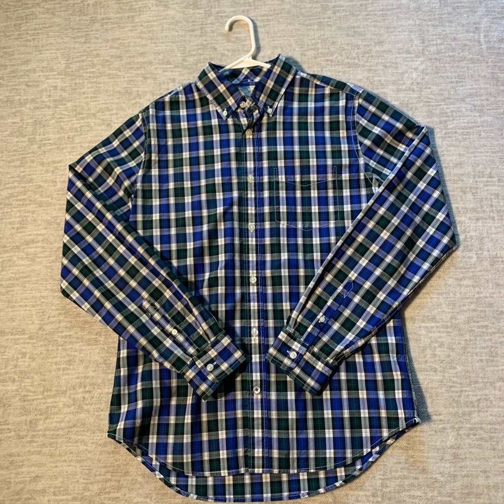 Men’s GAP shirt